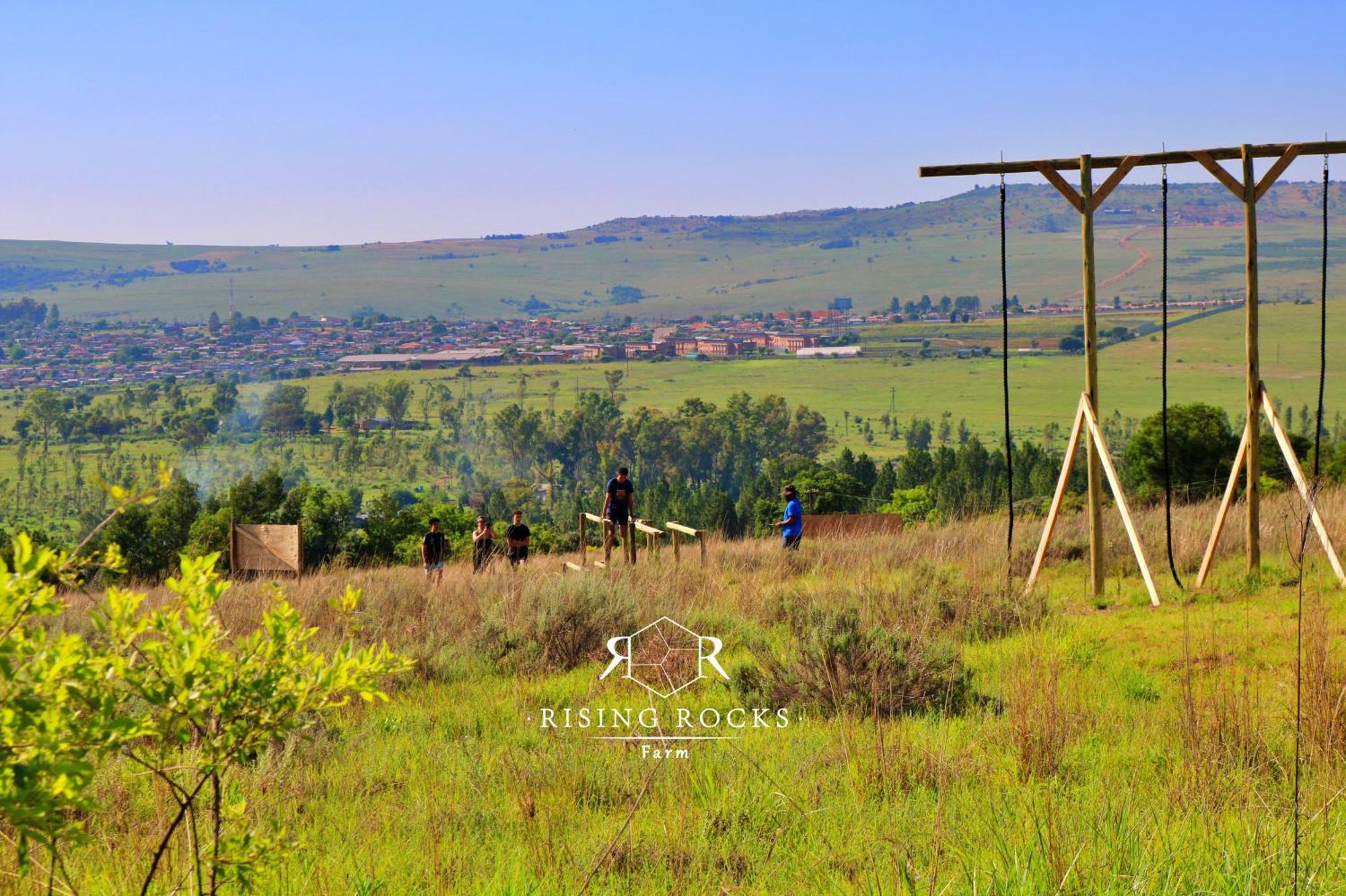 Peaceful Mountain :hikes/boma/animals/pool Chalé